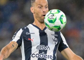 Sergio Canales se despide de Rayados