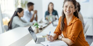 Tecmilenio destaca la importancia de medir el bienestar laboral en las organizaciones
