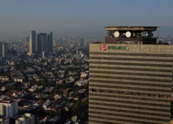 Pemex aplaza hasta 2033 el pago de más de 250 mil mdp de su deuda con proveedores
