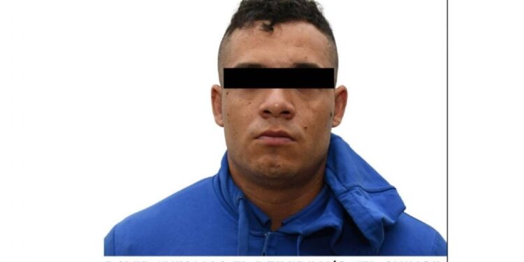 Cae en el AICM «El Deivid», hermano del líder de «La Chokiza»