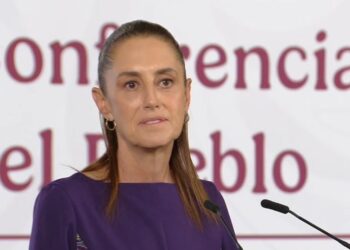 “No sé qué sentido tiene que acusen por algo de hace 30 años», dice Sheinbaum tras imputación de EU a Raúl Castro
