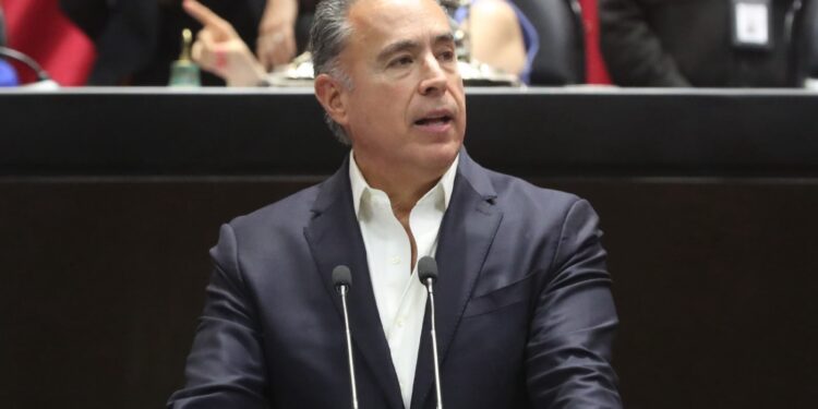 Promueven iniciativa para garantizar el derecho efectivo a la salud mental de niñas, niños y adolescentes