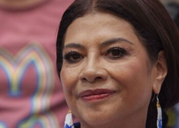 Posiciona ranking a Clara Brugada como la tercera mejor gobernante en Latinoamérica