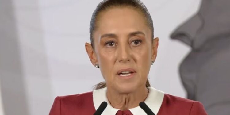 «Que se quede en el tema bilateral y respete los asuntos internos», responde Sheinbaum al embajador Ronald Johnson