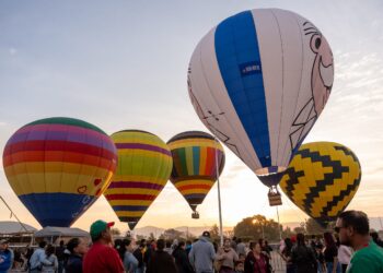 Sayula vive Fiesta del Globo y la fiebre del Mundial