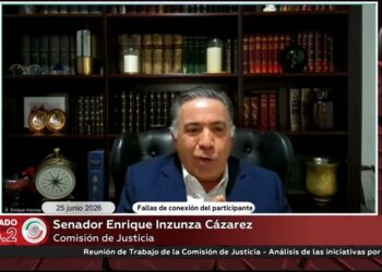 Inzunza reaparece en Comisión de Justicia tras casi dos meses de ausencia por acusaciones en EU
