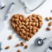 Nueva investigación muestra cómo comer almendras en lugar de botanas mejora la alimentación