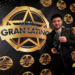 El astro portugués Eddie triunfa en Nueva York en los Premios Gran Latino