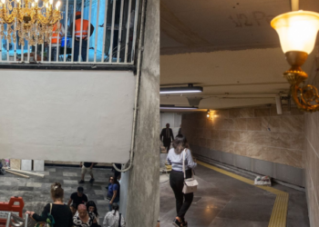 ¿Cuánto costó cada candelabro de la estación Hidalgo del Metro? Esto reveló Adrián Rubalcava