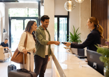 Industria hotelera pierde ingresos mientras los costos siguen aumentando: Zatlas