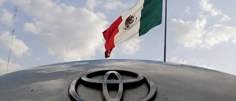 Economía destaca permanencia de Toyota en Guanajuato; Trump atribuye traslado de producción a aranceles