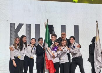 Estudiantes crean app inclusiva sin internet, son Campeones Nacionales de Enactus y representarán a México