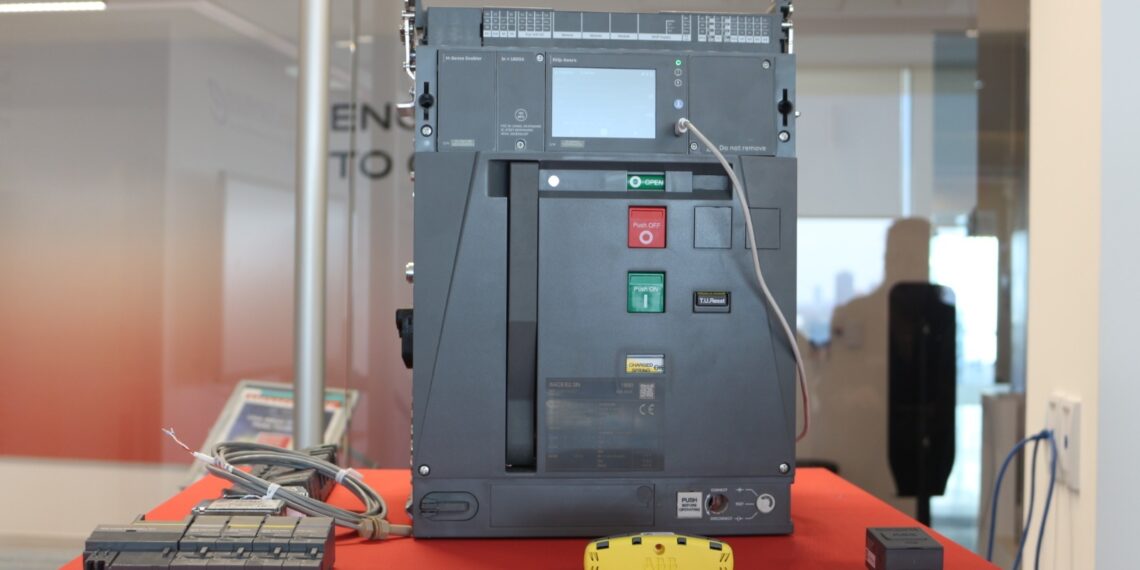 ABB prepara llegada a México de Emax3, interruptor inteligente para data centers e industria. El arte de disfrutar con estilo y sentido.