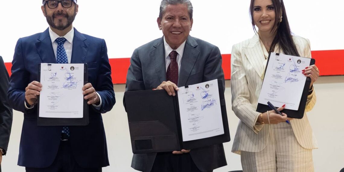 Zacatecas, primer estado del país en abrir sus cuentas a auditorías en tiempo real: David Monreal