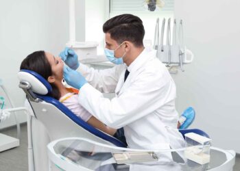Prevenir enfermedades bucodentales, una inversión para toda la vida