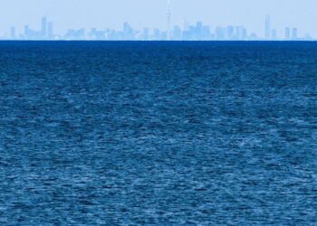 Mapas de Apple podrían cambiar el nombre del lago Ontario por «lago América» tras petición de Trump: secretario del Interior