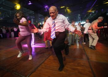 Fundación OCESA celebra a las personas adultas mayores con su tradicional baile “Festejando a los Grandes”