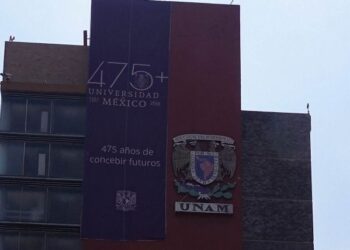 Estudiantes aceptados en la UNAM se rebelan: Inician amparos contra el examen de control