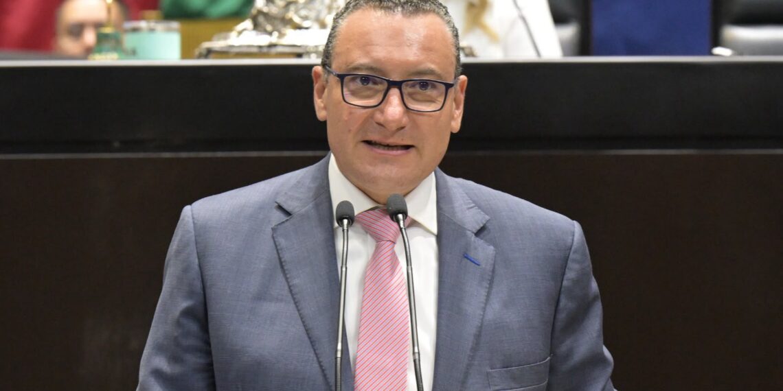 Proponen aumentar las penas a quien cometa fraude a una persona adulta mayor a través de medios electrónicos