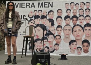 Javiera Mena revive Esquemas Juveniles a 20 años de su lanzamiento