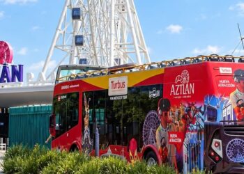 Aztlán Feria de Chapultepec y Turibus se unen para redescubrir la CDMX de día y de noche