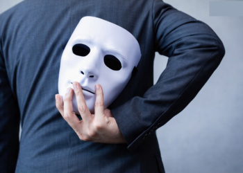 Caras vemos…antecedentes no sabemos
