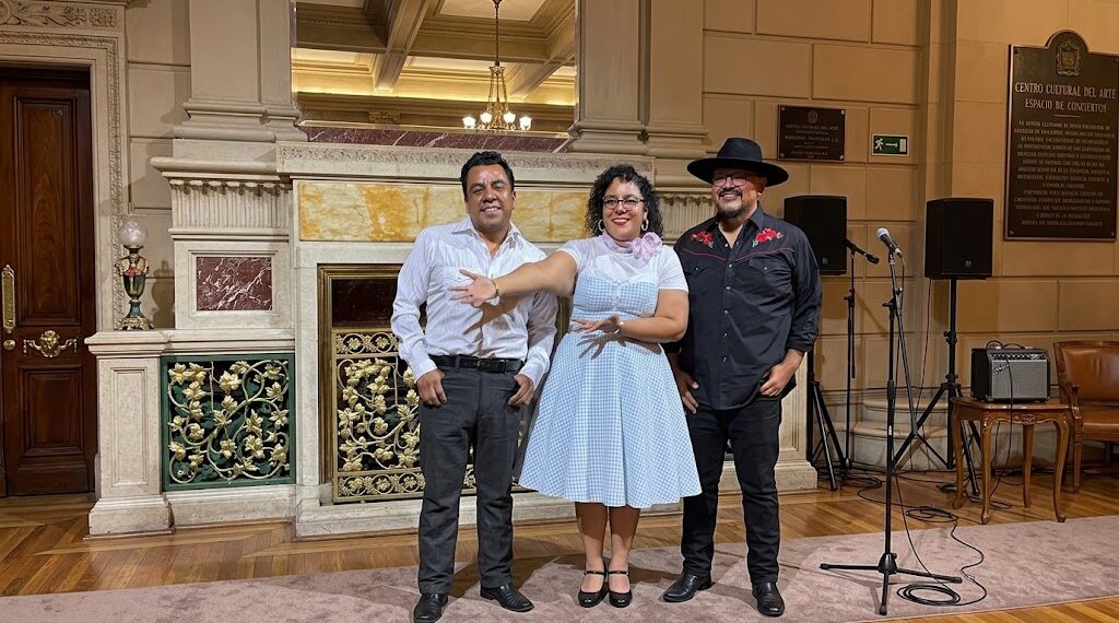 A tres días, La Santa Cecilia prepara su regreso al Teatro Metropólitan con Los Años