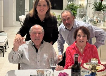 Hallan los cuerpos de cuatro miembros de una familia que desapareció durante vuelo en las Bahamas