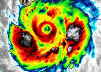 Habrá lluvias intensas en cuatro estados este miércoles y oleaje de hasta nueve metros de altura por el huracán «Polo»