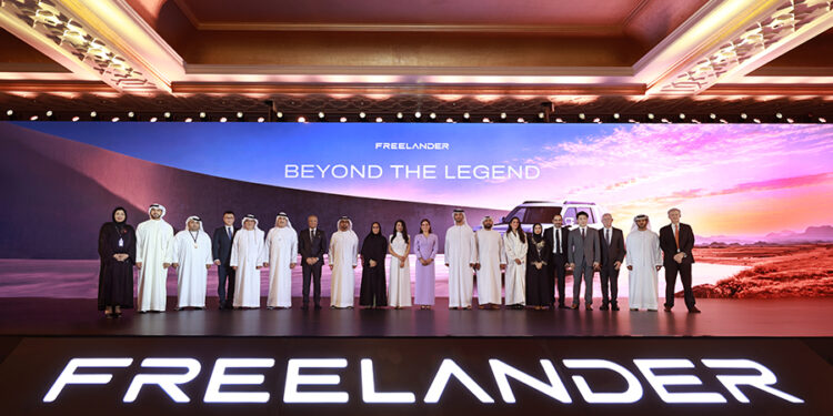 FREELANDER inicia una nueva etapa global con su lanzamiento en Abu Dabi