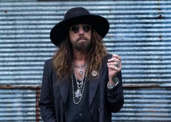 John Corabi llega a la ciudad de México con un concierto acústico