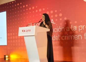 Banca, fintech y gremios, en foro de Lynx: IA y colaboración, claves para frenar el fraude en México