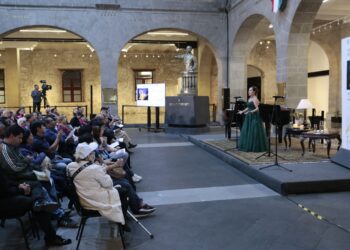 Celebran el legado de Mozart en el recinto histórico del Senado de la República