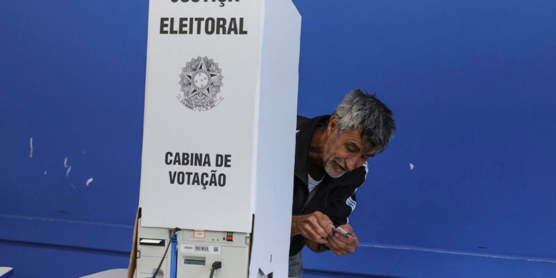 Arrancan en Brasil las elecciones presidenciales